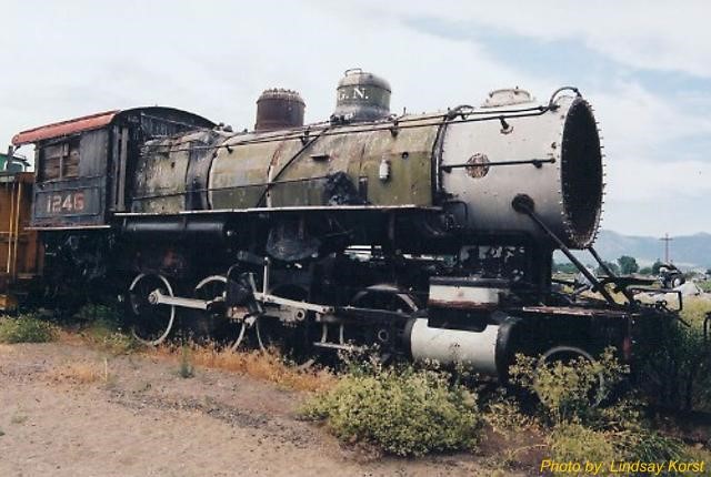 Now rotting in the weeds of southern Oregon. Lindsay Korst photo.